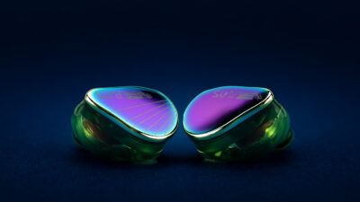「MOONDROP、プロゲーマー協力開発のハイエンドゲーミングIEM『RAYS』発表 ── ハイファイ音響技術でゲームサウンドを再定義」