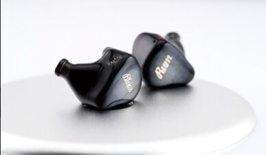 RUMAUDIOが同社初のIEM「Blues」を発売開始