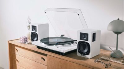 オーディオテクニカは、パワードブックシェルフスピーカー「AT-SP3X」の新色ホワイトモデル「AT-SP3X WH」を2025年6月13日（金）に発売します。