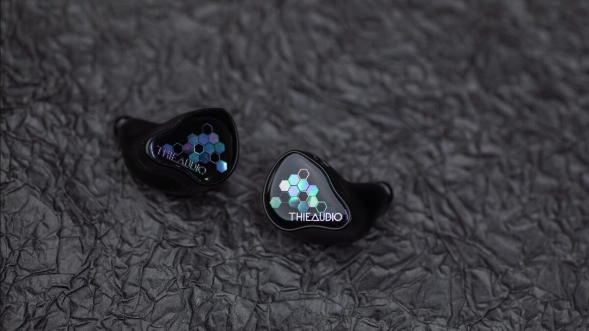 「THIEAUDIO Monarch MKIV」—旗艦IEM、2DD＋6BA＋2EST構成で登場！切替式チューニング＆サブウーファー搭載