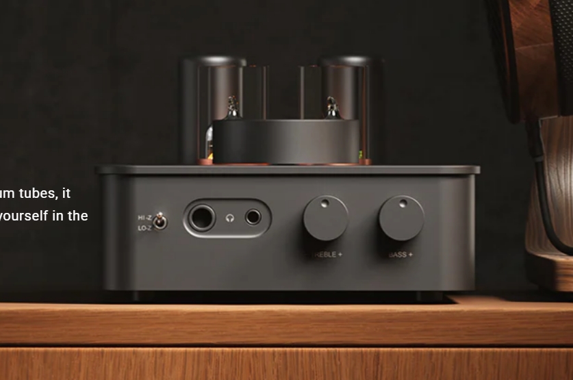 Fosi Audio、真空管×純A級設計の多機能ヘッドホンアンプ一体機「GR70」を発表——前段プリアンプとしても活用可能な高音質モデル