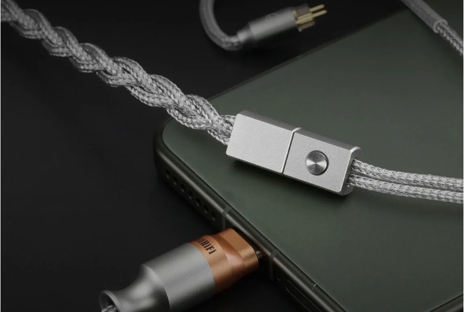 ddHiFi、USB-C対応のハイレゾ対応マイク付きイヤホン用リケーブル「M198C」を発売 — CS43198搭載、通話・ゲーム・配信にも最適
