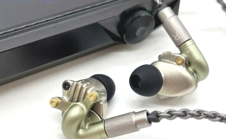 Acoustuneが、ワイヤレスイヤホン「HSX1001」専用の交換用パーツとして、新しい音響チャンバー「C:03」と有線モジュール「M:02G」を2899元で発売！