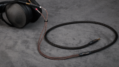 Brise Audio、新基準となるヘッドフォンリケーブル「AKAGANE-HP」を発売