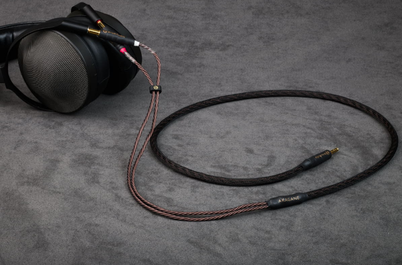 Brise Audio、新基準となるヘッドフォンリケーブル「AKAGANE-HP」を発売