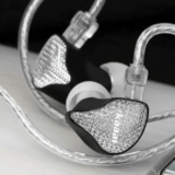 EarAcoustic Audio、新世代IEM「Cipher（マイク付き）」を発表