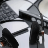 水月雨、ポータブルヘッドホン「Old Fashioned」を発売　税込1万円以下の新モデルが登場