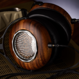 Unique Melody、初のフルサイズ開放型ヘッドホン「Umbral」を世界限定99台で発売