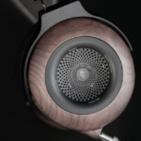 DUNU、木製ハウジング採用の開放型ヘッドホン「MORTISE 卯」を発売　50mmダイナミックドライバー搭載