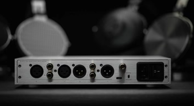 SMSL×水月雨、DAC/アンプ一体型「DHA15」を発表