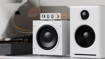 FIIO傘下の翡声、小型デスクトップアンプ「LEVEL 1」を発売