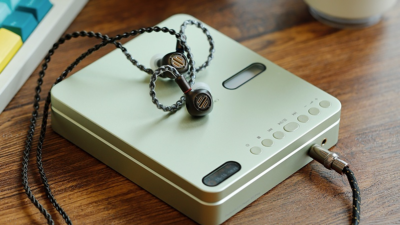 Shanling、ポータブルCDプレーヤー「EC Play」を発表