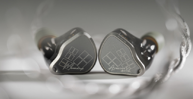 Moondrop、12基BA搭載のIEM「Armature Art 12」。3分割クロスオーバー採用で発売