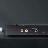 xDuoo、JAN6418真空管搭載のポータブルCDプレーヤー「CDM-10」を発売。価格は429ドル