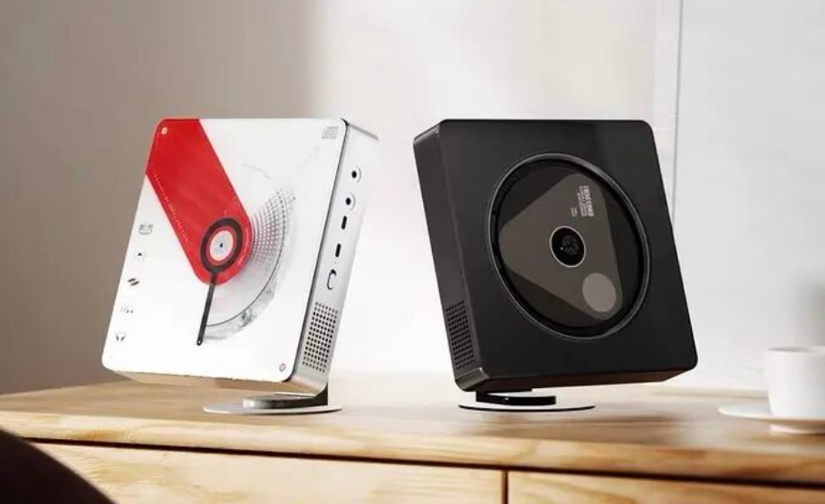 Snowsky、CD再生やBluetooth受信に対応したポータブル一体型スピーカー「BEATBOX」を発売