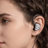 FiiOのSNOWSKY、1DD＋2BAハイブリッド構成のIEM「FH3 LUMI」を正式発表