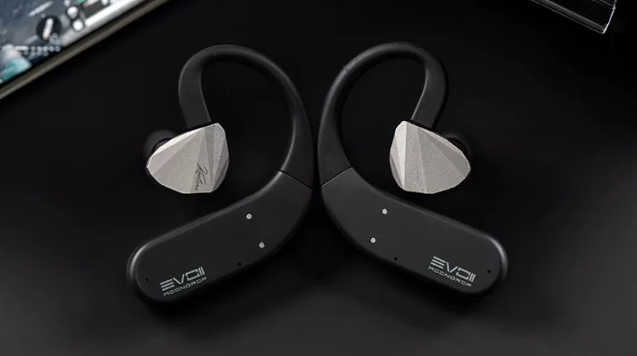 水月雨、ワイヤレスイヤーフック型DAC/AMP「EVO II」を発表。LDAC/LHDC-Vや10バンドPEQに対応