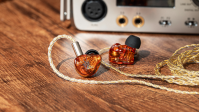 Kiwi Ears×ふぐみかん、2DD＋4BA搭載のコラボIEM「EMBER」を発売。価格は135ドル
